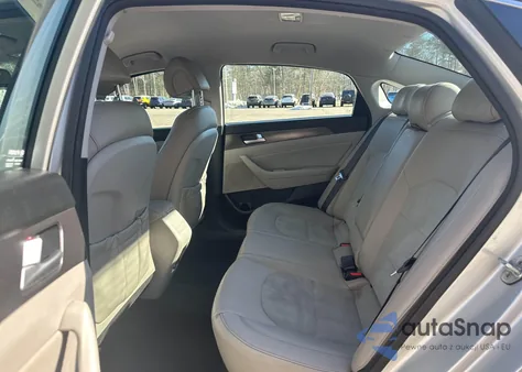 2015 Hyundai Sonata Sport z USA, uszkodzony, nr VIN 5NPE34AF2FH135533